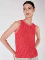 ⁦LINE TOP | אדום⁩ – תמונה ⁦4⁩