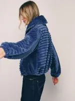 ⁦COZY FUR | כחול⁩ – תמונה ⁦7⁩