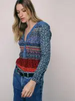 ⁦WRINKLED SHANTI SHIRT | כחול מודפס⁩ – תמונה ⁦3⁩