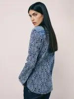 ⁦WRINKLED SHANTI SHIRT | כחול בהיר⁩ – תמונה ⁦4⁩