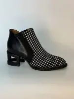 ⁦JEFFREY CAMPBELL DUVAL | שחור-לבן⁩ – תמונה ⁦3⁩