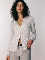 ⁦SATIN SHIRT | בז׳ פסים⁩ – תמונה ⁦4⁩