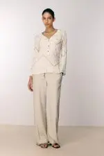 ⁦WRINKLED SHANTI SHIRT | שמנת⁩ – תמונה ⁦2⁩