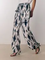 ⁦NEW BREEZE PANTS | אפור מודפס⁩ – תמונה ⁦4⁩