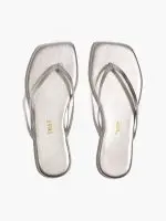 TKEES SQUARE FLIP-FLOPS | כסף