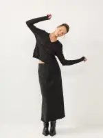 ⁦SATIN SKIRT | שחור⁩ – תמונה ⁦4⁩