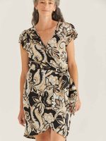 ⁦EMILY DRESS | בז' שחור⁩ – תמונה ⁦6⁩