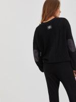 ⁦סוודר ניקי | שחור⁩ – תמונה ⁦2⁩