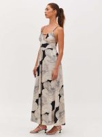 ⁦STAR DRESS | שחור-לבן⁩ – תמונה ⁦3⁩