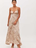 ⁦STAR DRESS | בז׳⁩ – תמונה ⁦7⁩