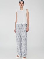 ⁦LINE TOP | לבן⁩ – תמונה ⁦2⁩