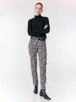 CHINO GO PANTS | מודפס זברה