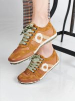 ARO IDO SNEAKERS | קאמל