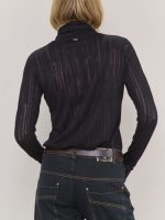 ⁦LONG BASIC TURTLENECK | שחור שקפקף⁩ – תמונה ⁦4⁩