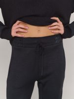 ⁦FEEL KNIT PANTS | שחור⁩ – תמונה ⁦6⁩