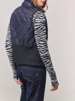 ⁦BIKER QUILT VEST | נייבי⁩ – תמונה ⁦7⁩