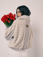 COZY FUR | אבן בהיר