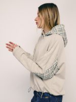 ⁦ACTIVE SWEATSHIRT | אבן בהיר⁩ – תמונה ⁦5⁩