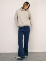 ⁦ACTIVE SWEATSHIRT | אבן בהיר⁩ – תמונה ⁦4⁩