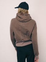 ⁦CLOUD ZIP TOP | חום⁩ – תמונה ⁦3⁩