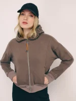 ⁦CLOUD ZIP TOP | חום⁩ – תמונה ⁦4⁩