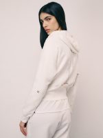 ⁦CLOUD ZIP TOP | שמנת⁩ – תמונה ⁦3⁩