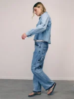 ⁦DENIM ART TOP | בהיר⁩ – תמונה ⁦3⁩