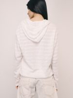 ⁦HOODIE CROCHET | שמנת⁩ – תמונה ⁦3⁩