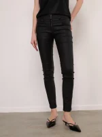 SKINNY CHINO PANTS | שחור מבריק