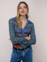 ⁦WRINKLED SHANTI SHIRT | כחול מודפס⁩ – תמונה ⁦5⁩