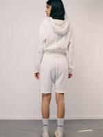 ⁦CLOUD BERMUDA PANTS | לבן⁩ – תמונה ⁦4⁩