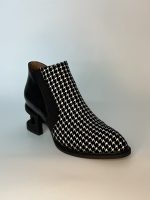 JEFFREY CAMPBELL DUVAL | שחור-לבן