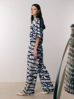 ⁦VENICE BUTTON-UP | נייבי מחולק⁩ – תמונה ⁦5⁩