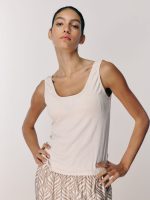 A TOP | בז'