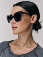 ⁦WORLD SUNGLASSES | אפור⁩ – תמונה ⁦4⁩