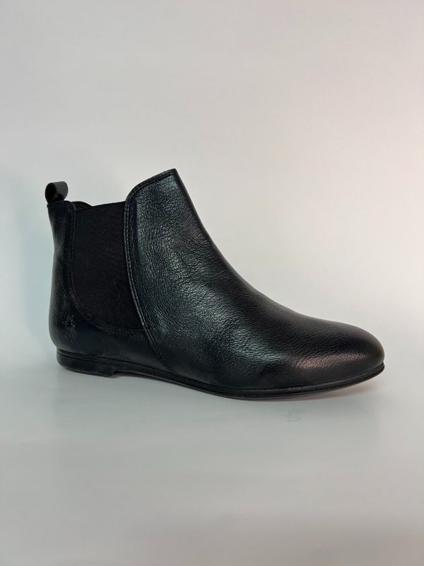 FLY LONDON MIA BOOTS | שחור