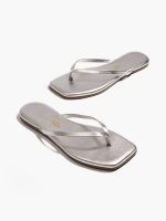 ⁦TKEES SQUARE FLIP-FLOPS | כסף⁩ – תמונה ⁦2⁩