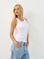 ⁦SABBA NIKI TOP | לבן מחולק⁩ – תמונה ⁦4⁩