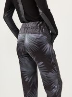 ⁦NEW SOFT PANTS | שחור מודפס⁩ – תמונה ⁦5⁩