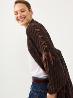 ⁦COZY ART CARDIGAN | חום⁩ – תמונה ⁦6⁩