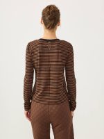 ⁦NIKI WEST SHIRT | חום מחולק⁩ – תמונה ⁦7⁩