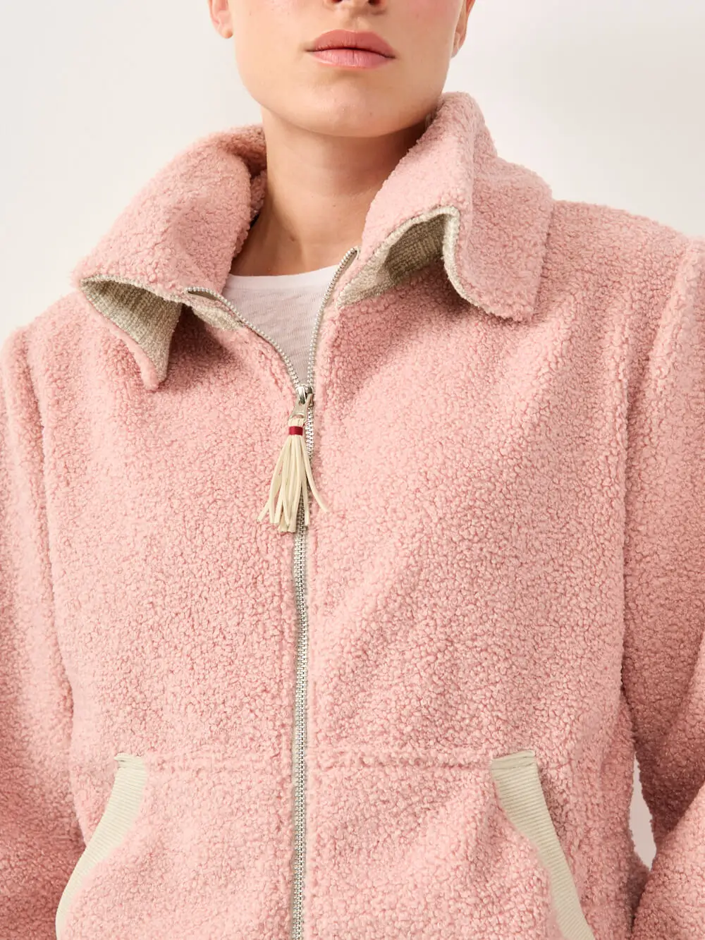 1460 noa 10.10.251582 CHELSEA JACKET | בלאש – תמונה 3