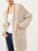 ⁦COZY ART CARDIGAN | אבן⁩ – תמונה ⁦5⁩