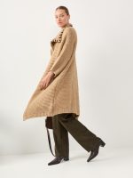 ⁦LONG COZY ART CARDIGAN | מוקה⁩ – תמונה ⁦10⁩