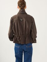 ⁦TOUCH JACKET | חום⁩ – תמונה ⁦3⁩