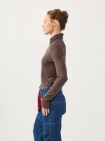 ⁦LONG BASIC TURTLENECK |  חום כהה⁩ – תמונה ⁦2⁩