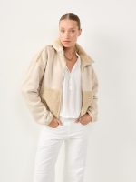 ⁦BOUCLE PUFF JACKET | בז'⁩ – תמונה ⁦5⁩