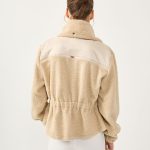 CHELSEA JACKET | בז׳