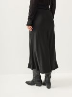 ⁦SATIN SKIRT | שחור⁩ – תמונה ⁦8⁩