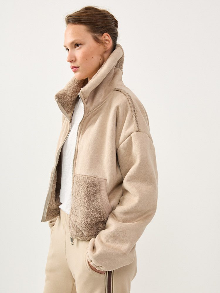 3207 noa 10.10.253451 BOUCLE PUFF JACKET | אבן – תמונה 1